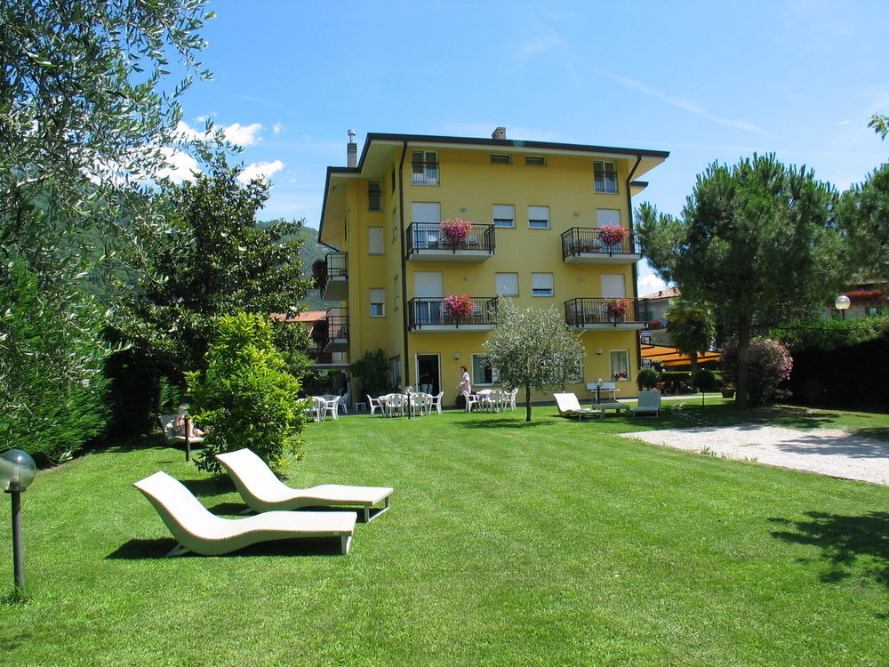 Hotel Toresela Bike Am Gardasee Torbole Sul Garda Extérieur photo