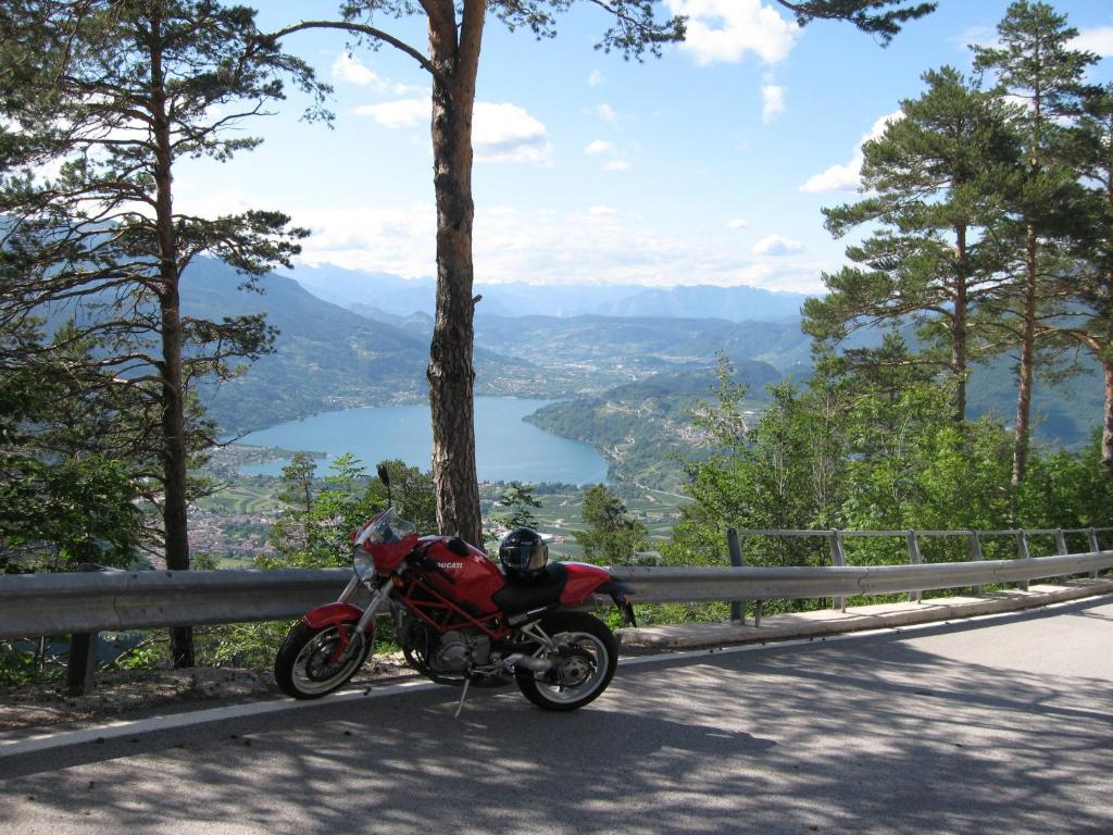 Hotel Toresela Bike Am Gardasee Torbole Sul Garda Extérieur photo